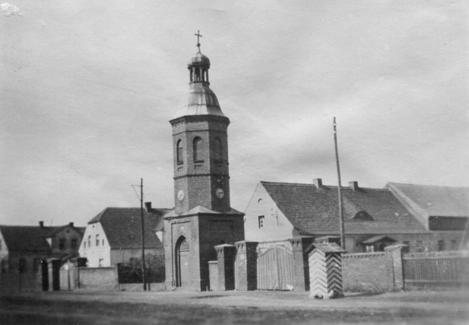 Dammfeld Glockenturm